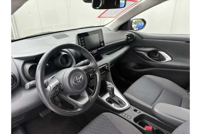 Toyota Yaris (2020) thumbnail 6
