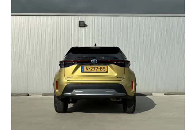 Toyota Yaris Cross (2021) thumbnail 4