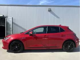Toyota Corolla (2021) thumbnail 2