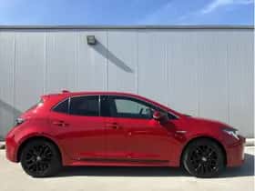 Toyota Corolla (2021) thumbnail 3
