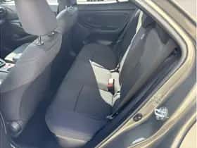 Toyota Yaris Cross (2025) thumbnail 18