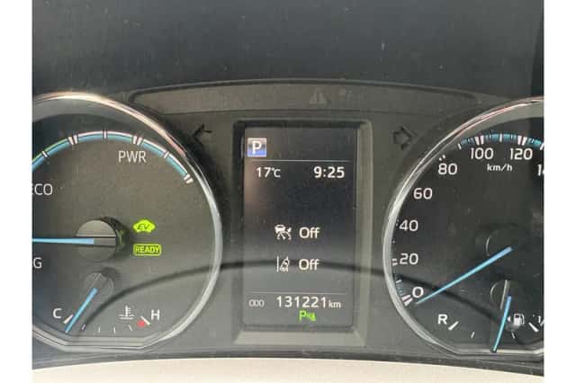 Toyota RAV4 (2018) thumbnail 6