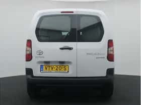 Toyota Proace (2023) thumbnail 4