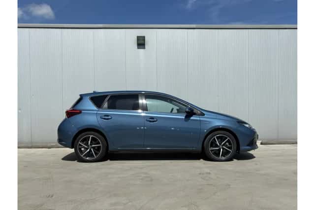 Toyota Auris (2019) thumbnail 5