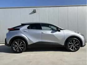Toyota C-HR (2024) thumbnail 7