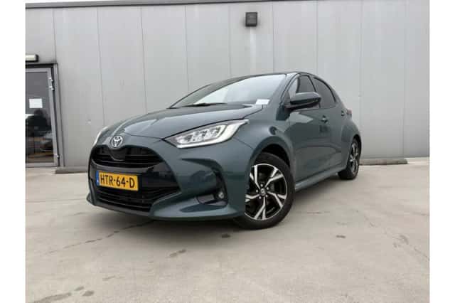 Toyota Yaris (2025) thumbnail 1