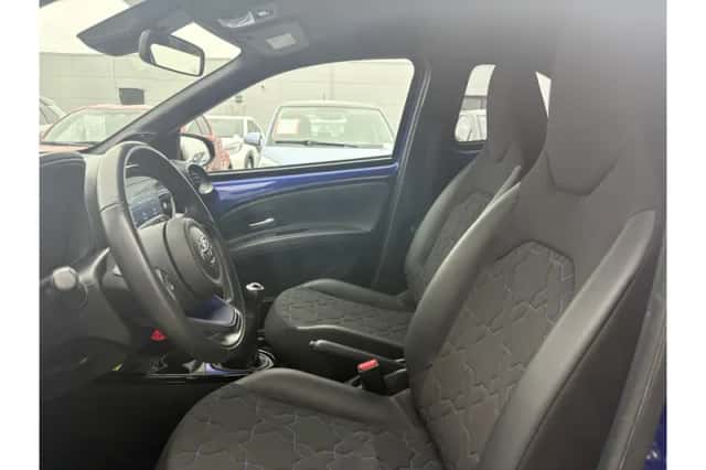 Toyota Aygo X (2023) thumbnail 6