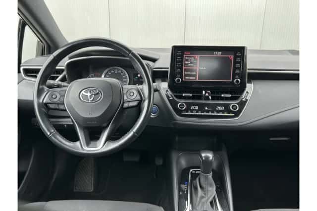 Toyota Corolla (2020) thumbnail 2