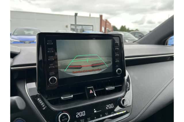 Toyota Corolla (2020) thumbnail 4