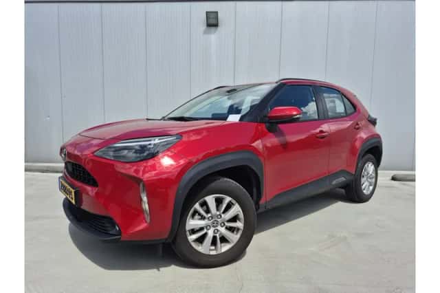 Toyota Yaris Cross (2024) thumbnail 1
