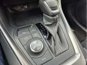 Toyota RAV4 (2025) thumbnail 4