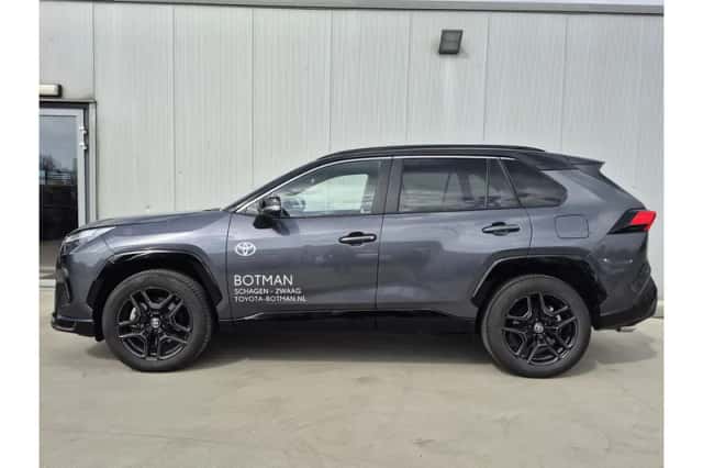Toyota RAV4 (2025) thumbnail 5