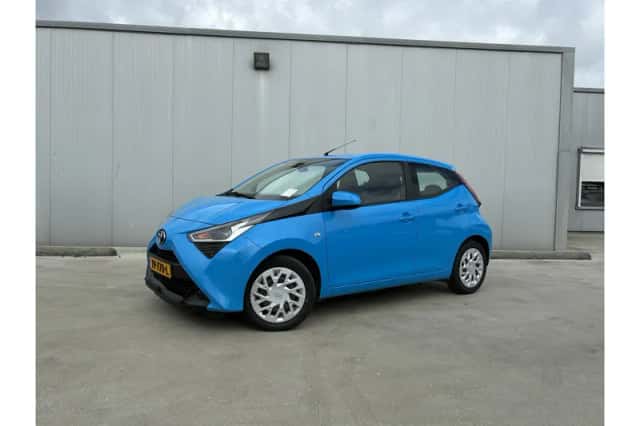 Toyota Aygo (2018) thumbnail 1