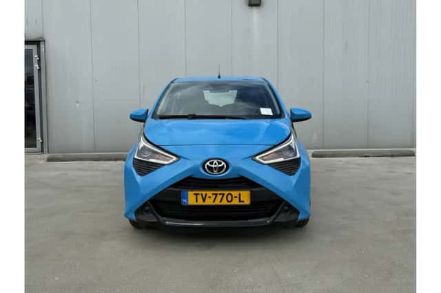 Toyota Aygo (2018) thumbnail 2
