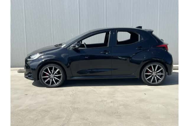 Toyota Yaris (2025) thumbnail 5