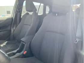 Toyota Corolla (2025) thumbnail 5
