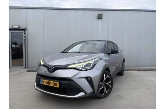 Toyota C-HR (2020) thumbnail 1