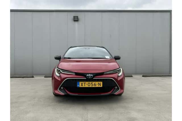 Toyota Corolla (2019) thumbnail 3