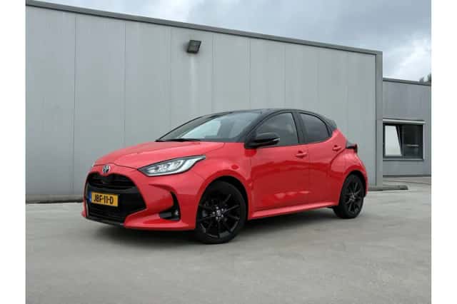 Toyota Yaris (2024) thumbnail 1
