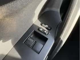 Toyota Auris thumbnail 6