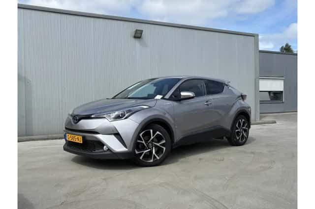 Toyota C-HR (2019) thumbnail 1