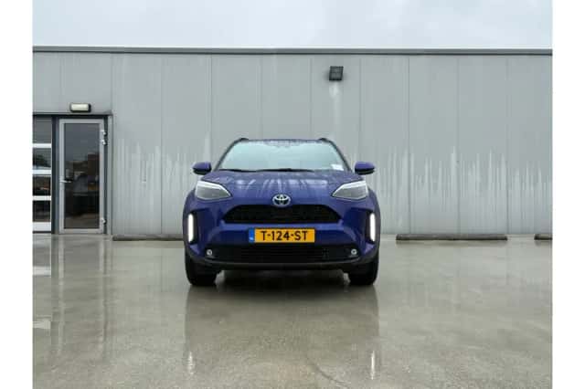 Toyota Yaris Cross (2023) thumbnail 4