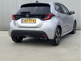 Toyota Yaris (2025) thumbnail 3
