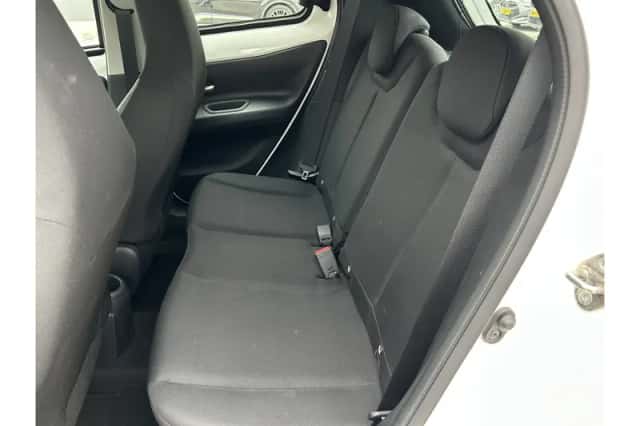 Toyota Aygo X (2023) thumbnail 4