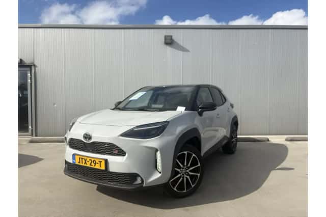Toyota Yaris Cross (2023) thumbnail 1