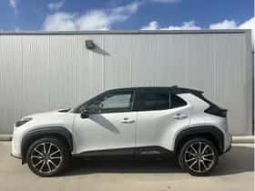 Toyota Yaris Cross (2023) thumbnail 3