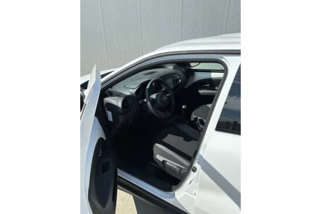 Toyota Aygo X (2025) thumbnail 3