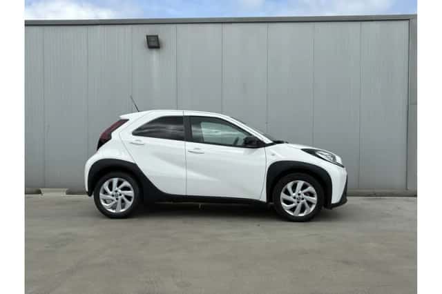 Toyota Aygo X (2022) thumbnail 5