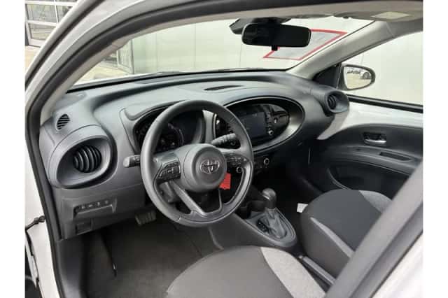 Toyota Aygo X (2022) thumbnail 6
