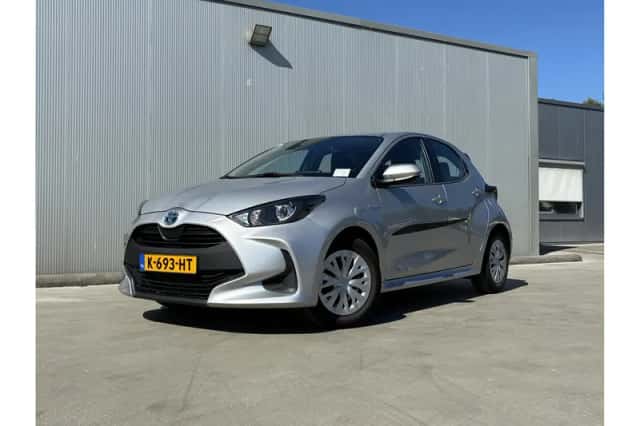 Toyota Yaris (2020) thumbnail 1