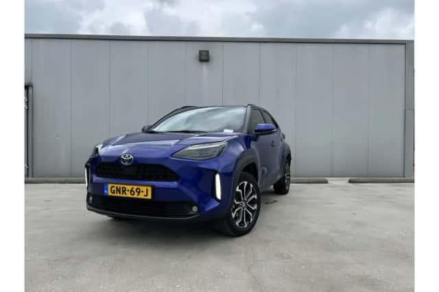 Toyota Yaris Cross (2024) thumbnail 1