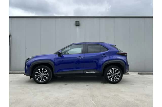 Toyota Yaris Cross (2024) thumbnail 3