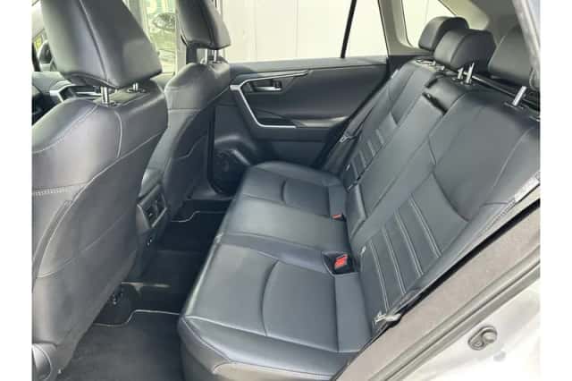 Toyota RAV4 (2019) thumbnail 5