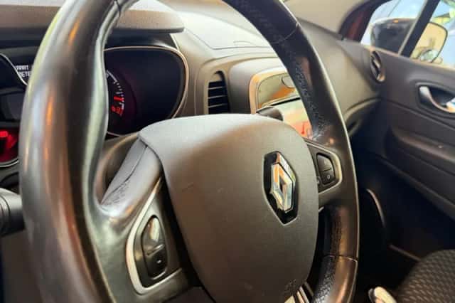 Renault Captur (2018) thumbnail 12