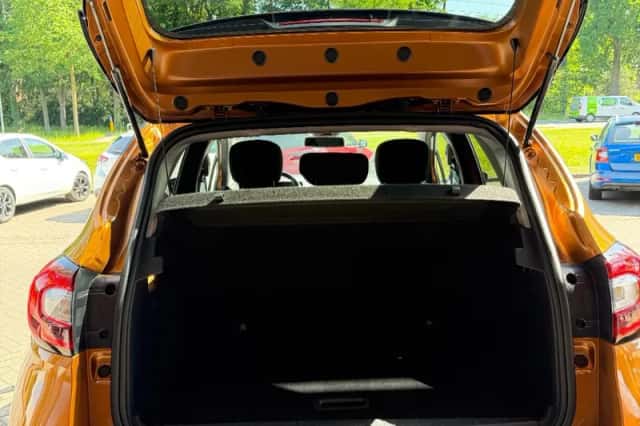 Renault Captur (2018) thumbnail 15
