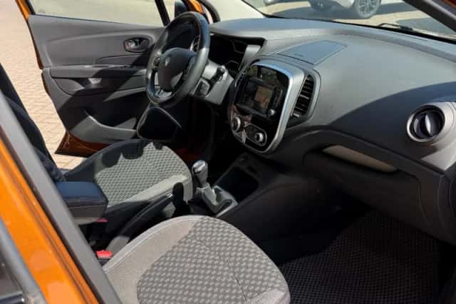 Renault Captur (2018) thumbnail 10