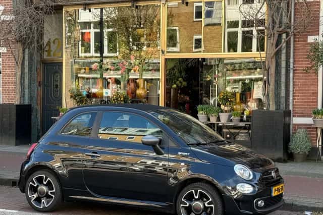 Fiat 500C (2022) thumbnail 2