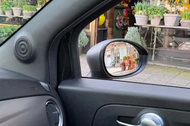 Fiat 500C (2022) thumbnail 6