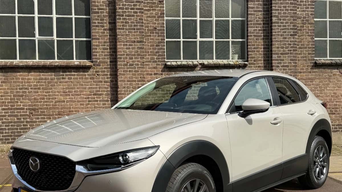 Mazda CX-30 (2022) — foto 1