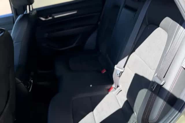 Mazda CX-5 (2023) thumbnail 6