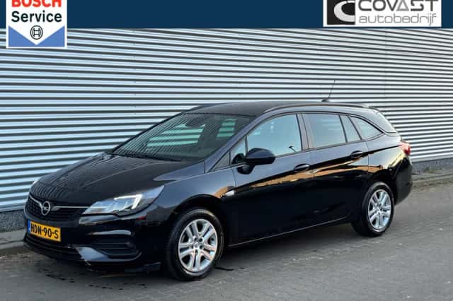 Opel Astra (2022) thumbnail 1