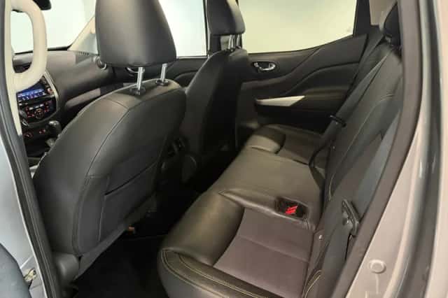 Nissan Navara (2020) thumbnail 4