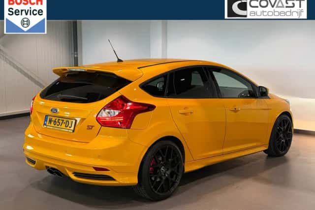Ford Focus (2013) thumbnail 6