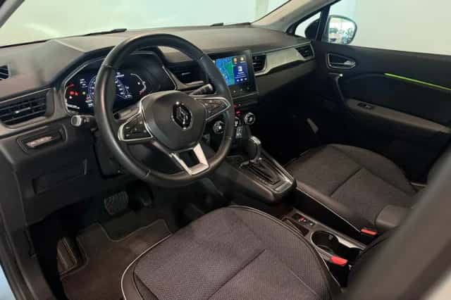 Renault Captur (2020) thumbnail 3