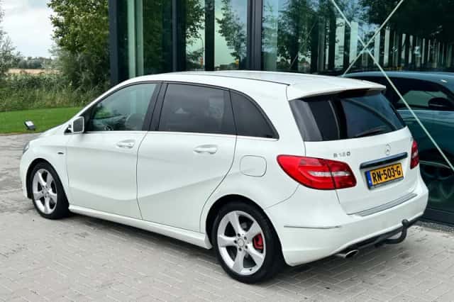 Mercedes-Benz B-Klasse (2012) thumbnail 3