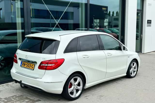 Mercedes-Benz B-Klasse (2012) thumbnail 6